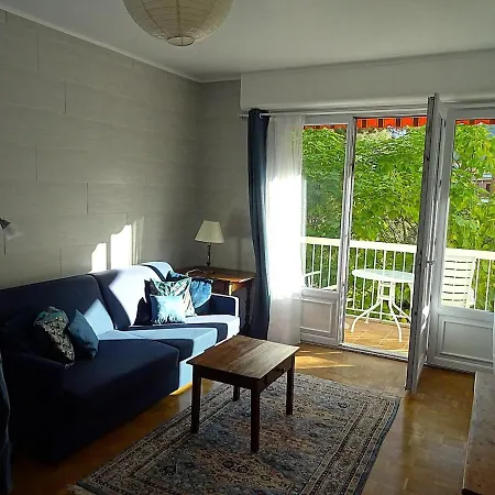 Le Verlaine Apartment *