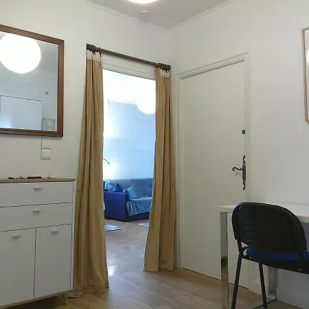 Le Verlaine Apartment *
